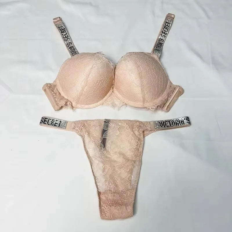 The Seamless Lace Push-Up Bra & Panty Set