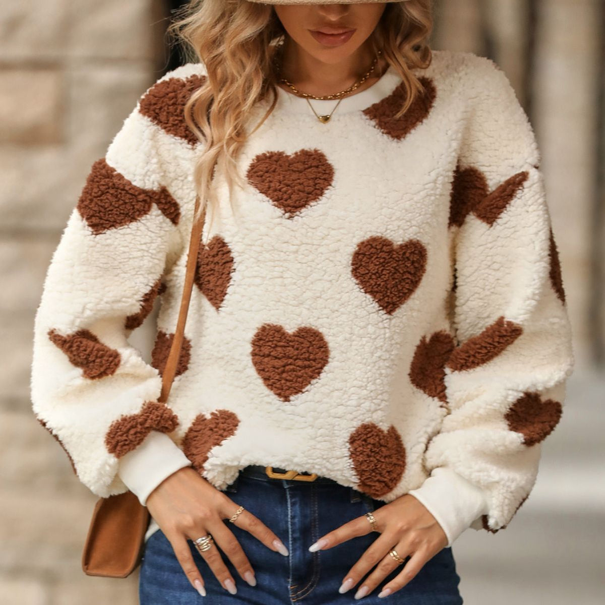 Cozy Plush Heart Print Crewneck Pullover Sweatshirt