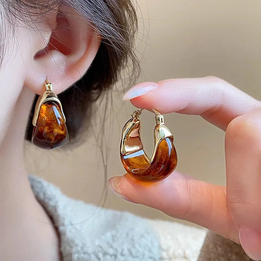 Caramel Brown Resin U-Shaped Hoop Earrings | Vintage Geometric Huggie Buckles
