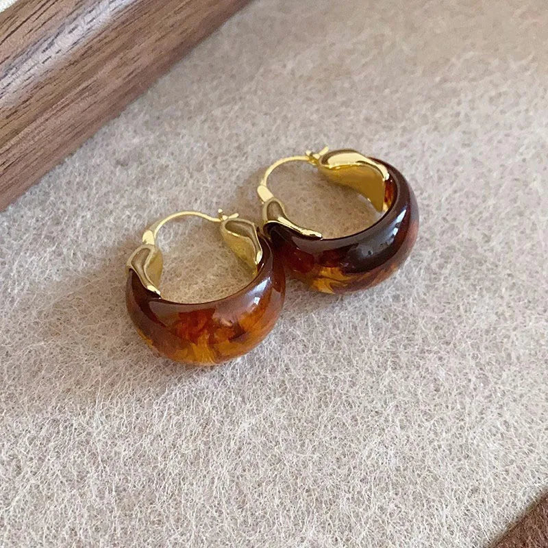 Caramel Brown Resin U-Shaped Hoop Earrings | Vintage Geometric Huggie Buckles