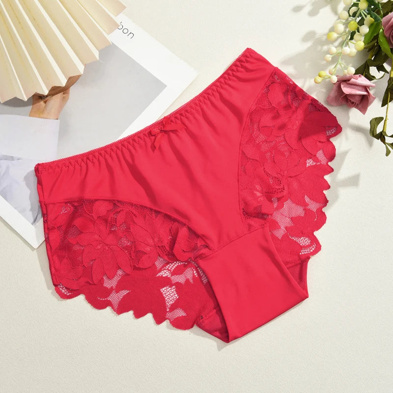 Seamless Lace Patchwork Mid-Rise Panties